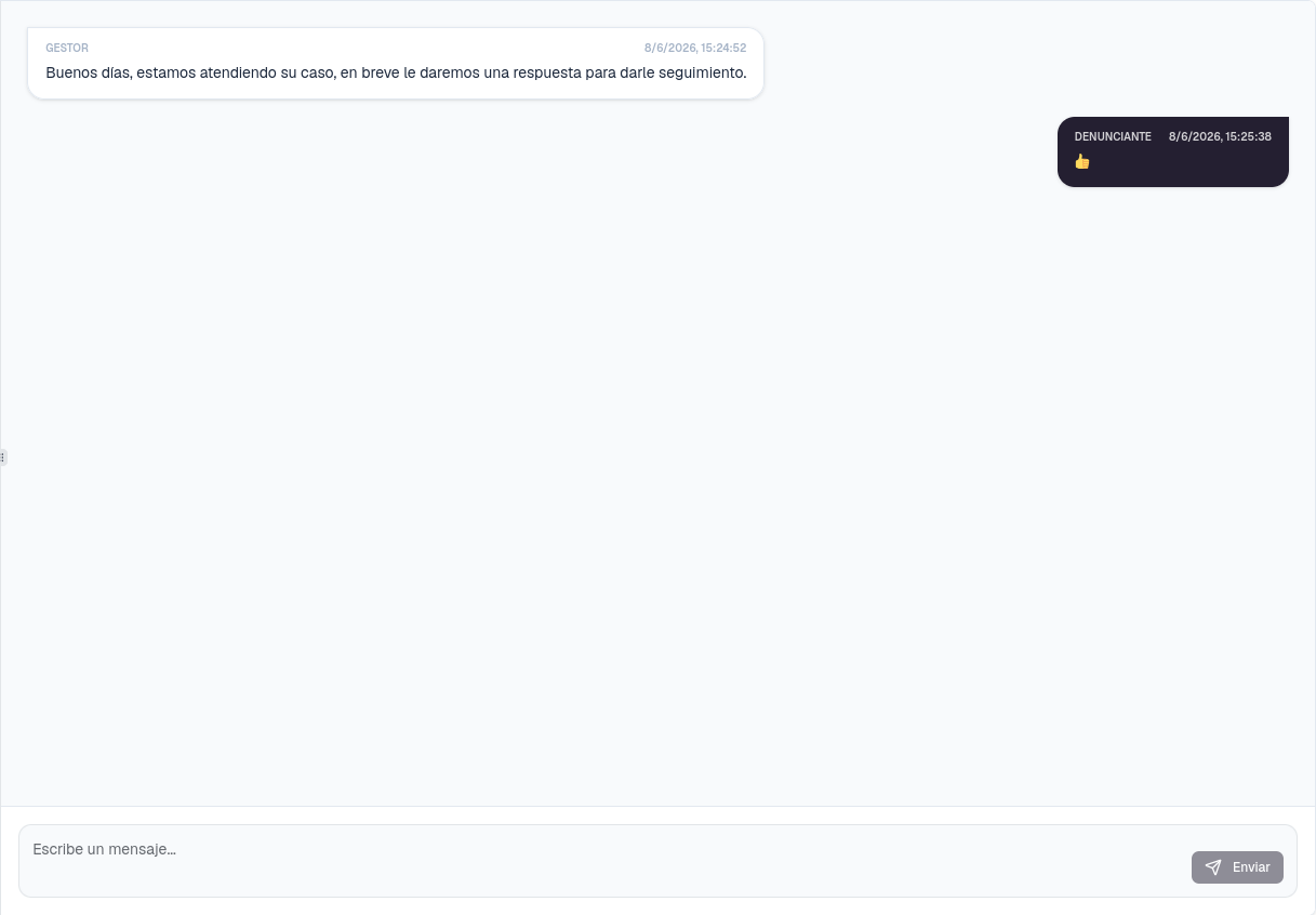 Captura del chat de seguimiento con un mensaje del gestor y la respuesta del denunciante